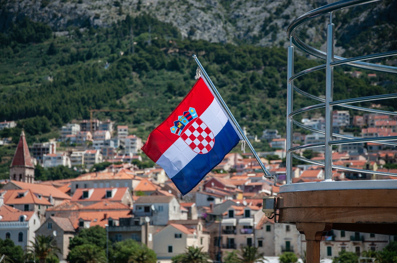 Хорватия смягчила правила въезда для россиян