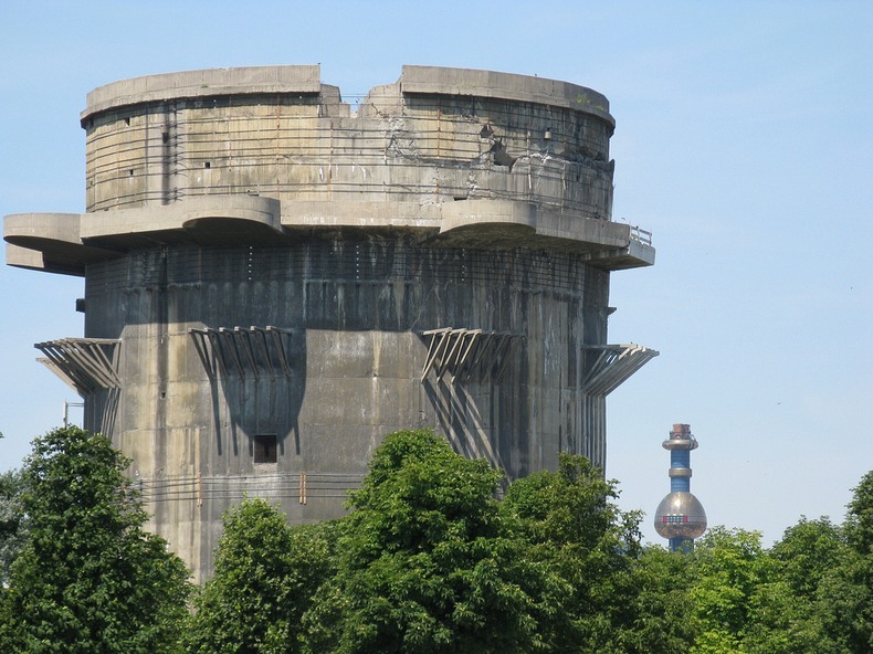 Отголоски войны – старые зенитные башни Адольфа Гитлера в Европе