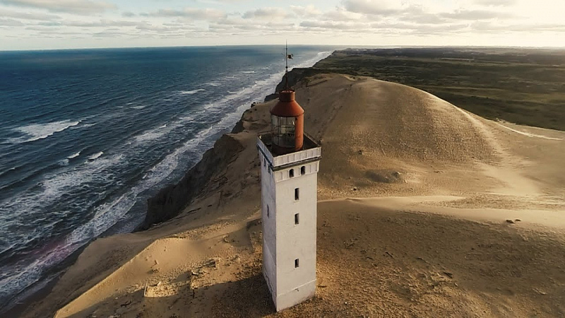 Перемещение датского маяка Рубьерг Кнуде (фото и видео)