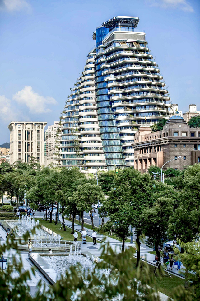 На Тайване построили жилую башню, поглощающую углекислый газ