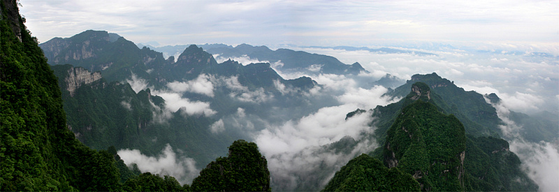 Небесные врата на горе Тяньмэнь в Китае — фото и видео