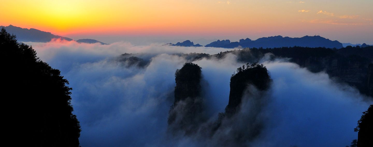 Небесные врата на горе Тяньмэнь в Китае — фото и видео
