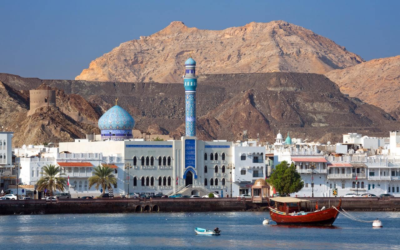 Оман вернулся к доковидным правилам въезда в страну