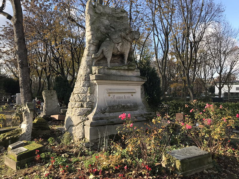 Кладбище домашних животных в Париже | Кладбище собак в Париже