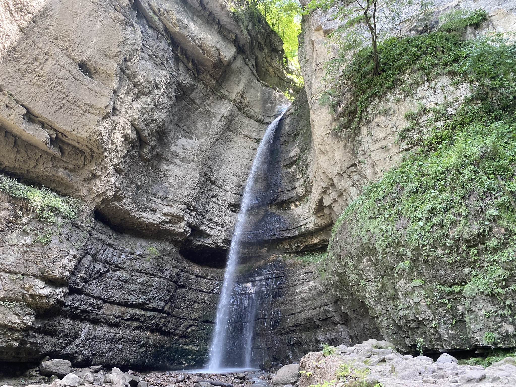 Чегемские водопады — что посмотреть и стоит ли вообще сюда ехать?